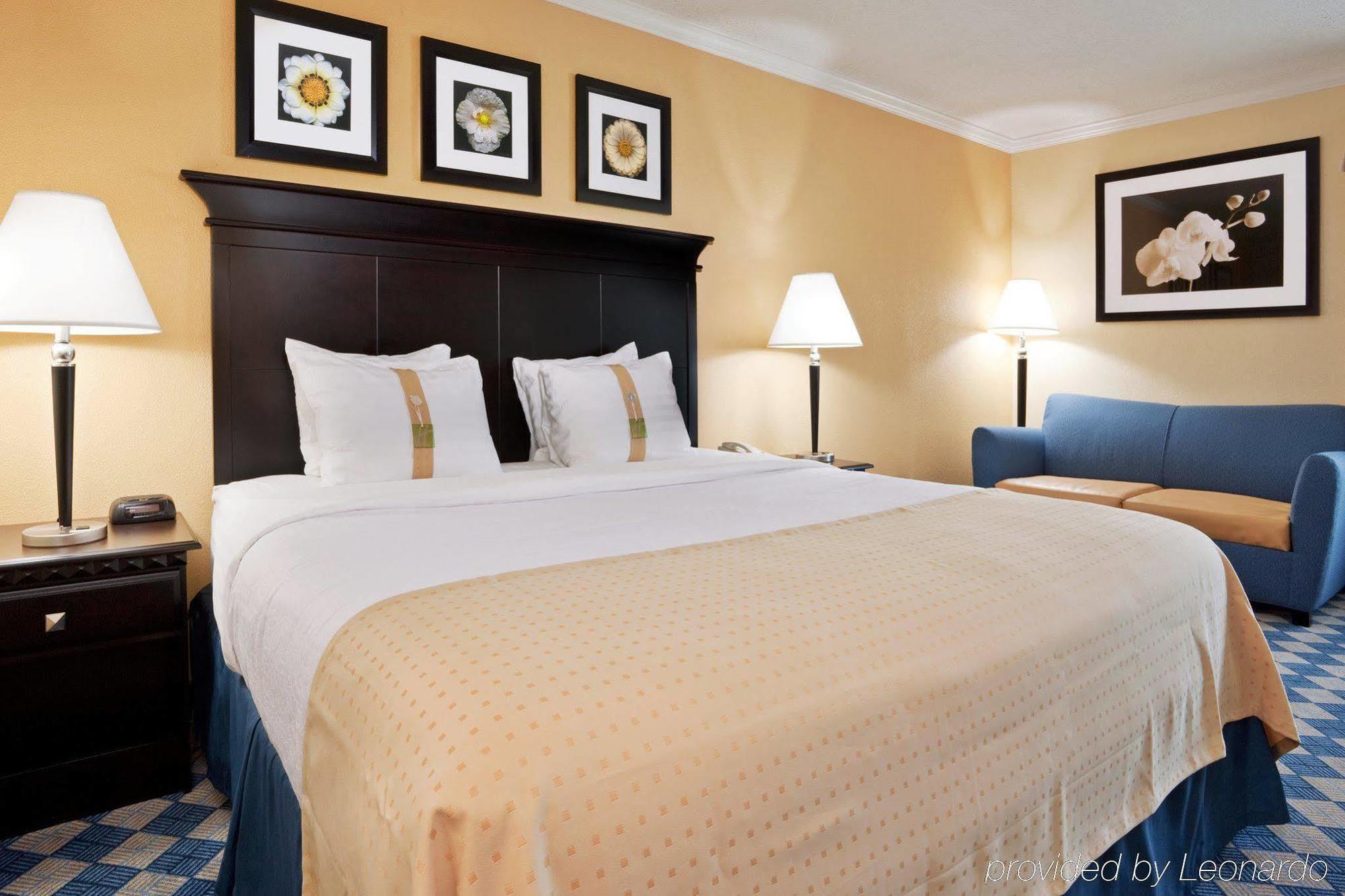 Holiday Inn Columbus North I-270 Worthington Chambre photo