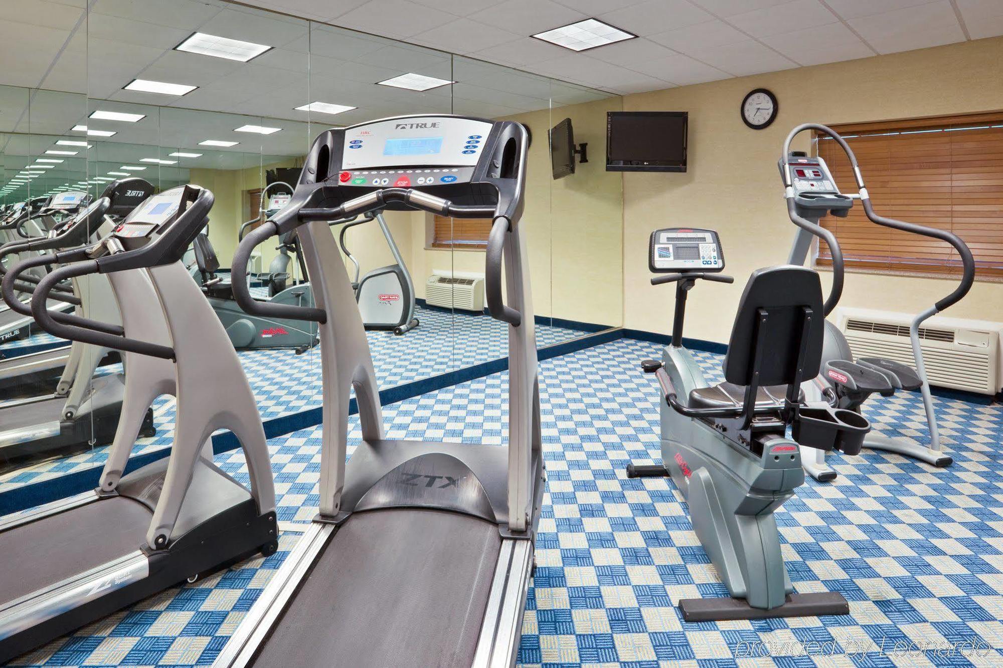 Holiday Inn Columbus North I-270 Worthington Extérieur photo